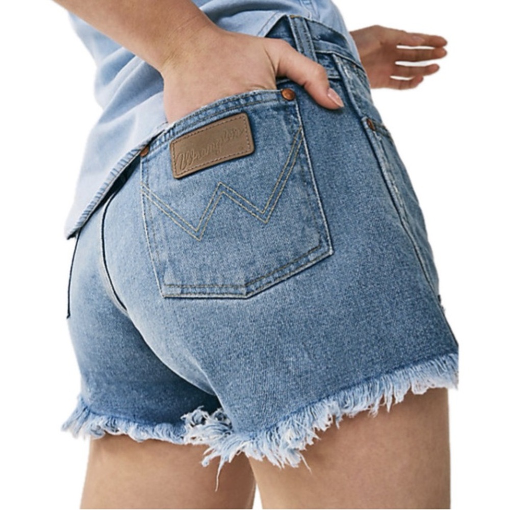 Wrangler Women’s Jean Shorts - blue
